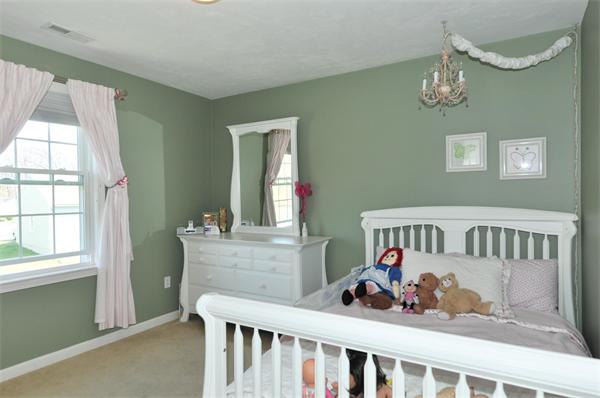 39 Cavanaugh Road Framingham, MA 01701 - Photo 17 of 28 Gallery Image 17
