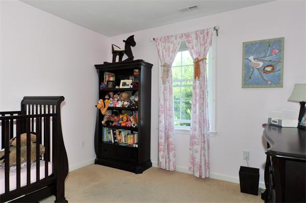 39 Cavanaugh Road Framingham, MA 01701 - Photo 18 of 28 Gallery Image 18