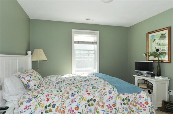 39 Cavanaugh Road Framingham, MA 01701 - Photo 19 of 28 Gallery Image 19