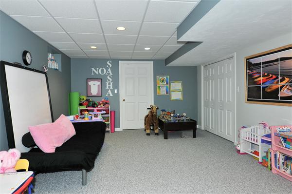 39 Cavanaugh Road Framingham, MA 01701 - Photo 21 of 28 Gallery Image 21