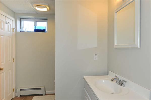 39 Cavanaugh Road Framingham, MA 01701 - Photo 25 of 28 Gallery Image 25