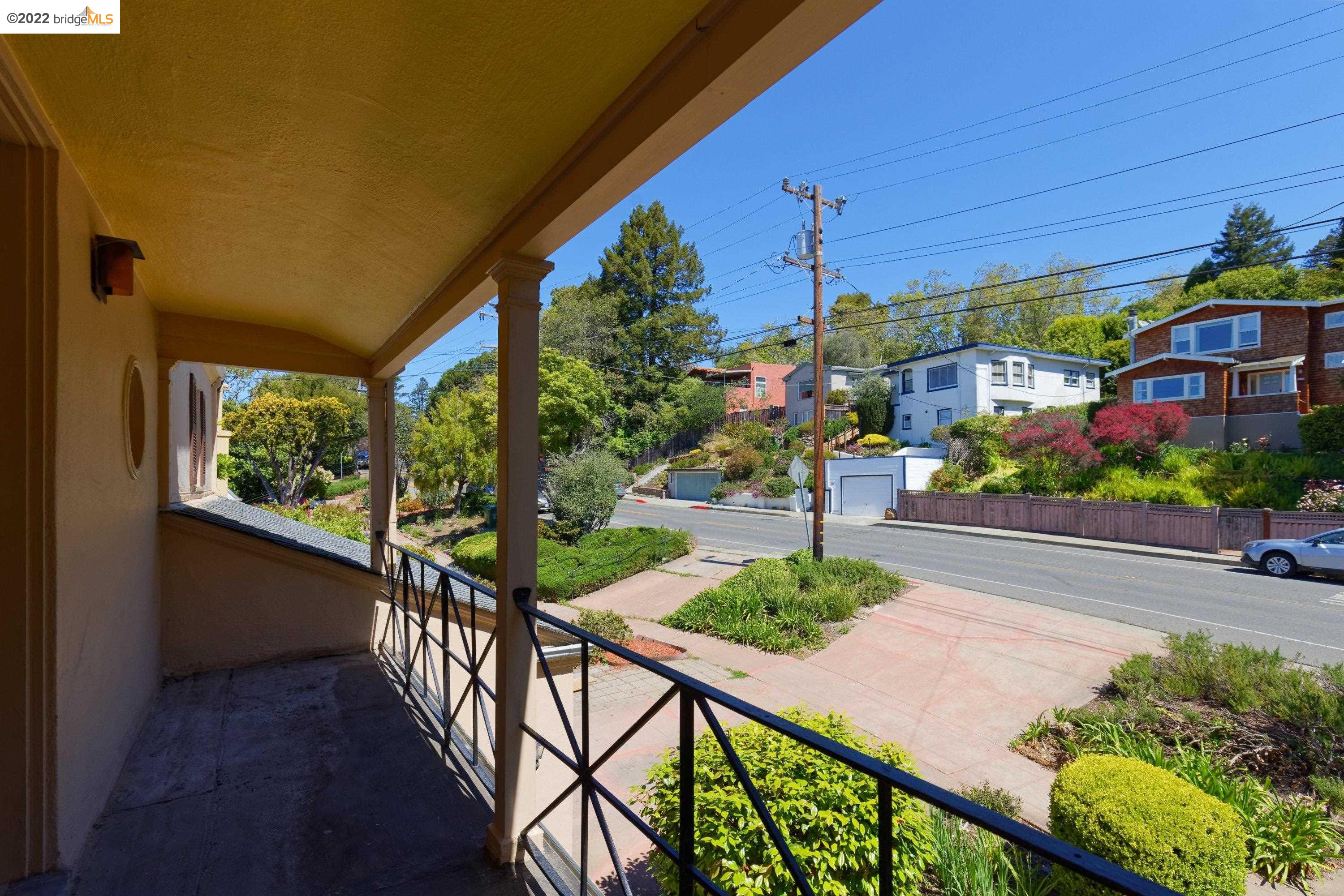 920 Spruce Street Berkeley, CA 94707 - Photo 20 of 36 a view of a street with sitting area