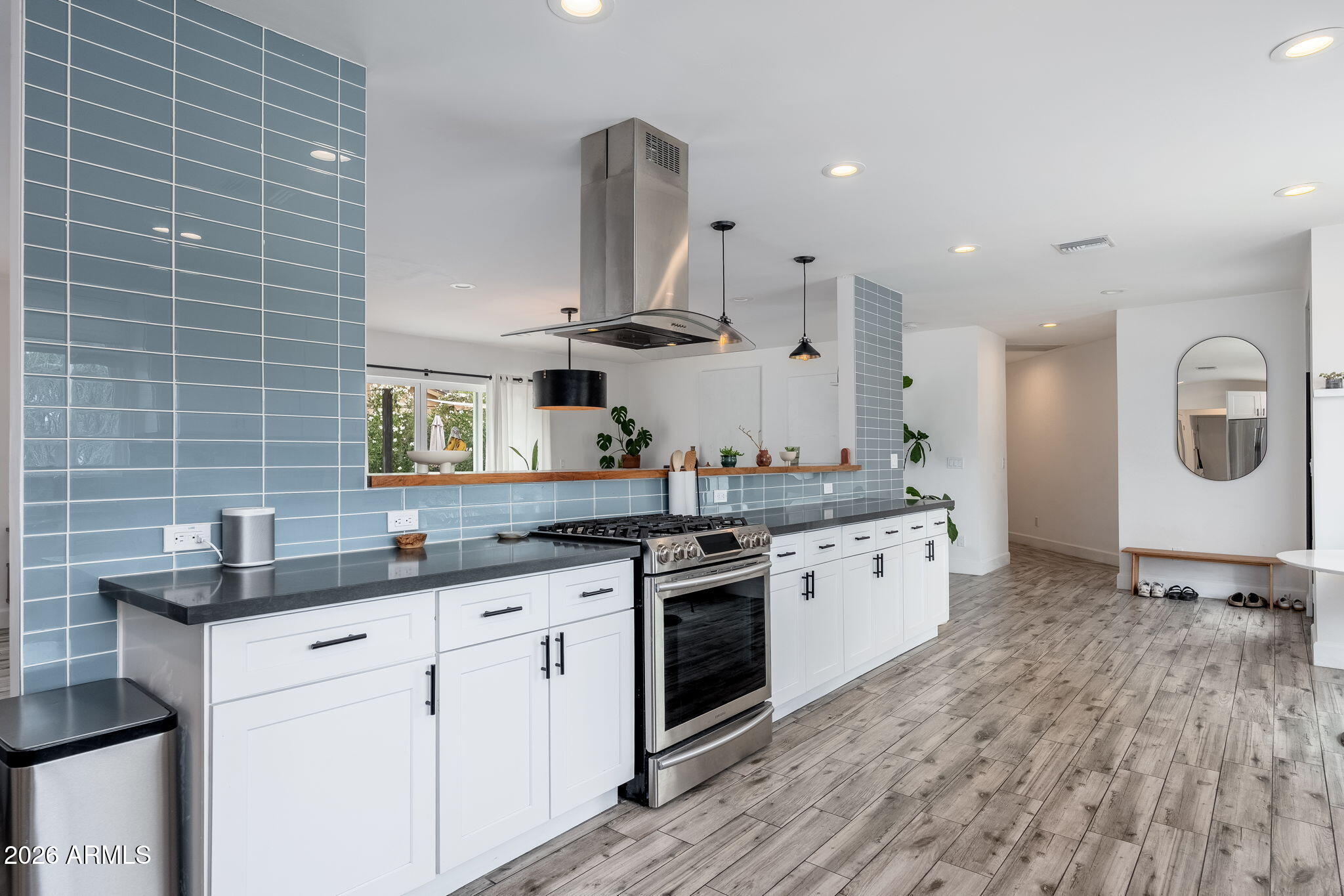 4338 East Rancho Drive Phoenix, AZ 85018 - Photo 3 of 36 kitchen