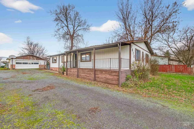 $398,000 | 1616 Powers Avenue, Lewiston, ID 83501