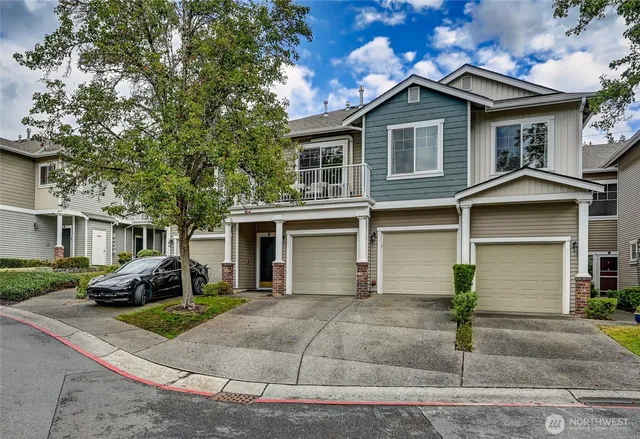 $499,000 | 5100 Talbot Place South, Unit B, Renton, WA 98055