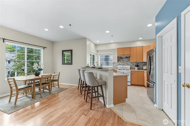 $499,000 | 5100 Talbot Place South, Unit B, Renton, WA 98055