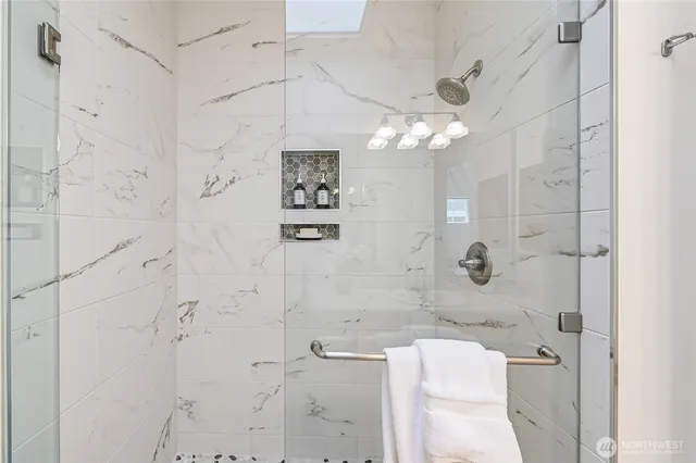 $499,000 | 5100 Talbot Place South, Unit B, Renton, WA 98055