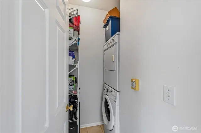 $499,000 | 5100 Talbot Place South, Unit B, Renton, WA 98055