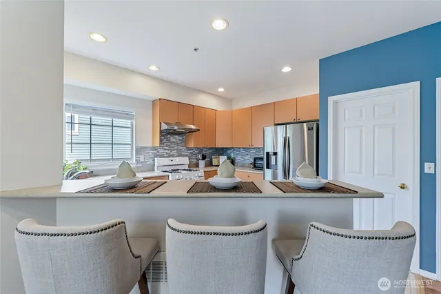 $499,000 | 5100 Talbot Place South, Unit B, Renton, WA 98055