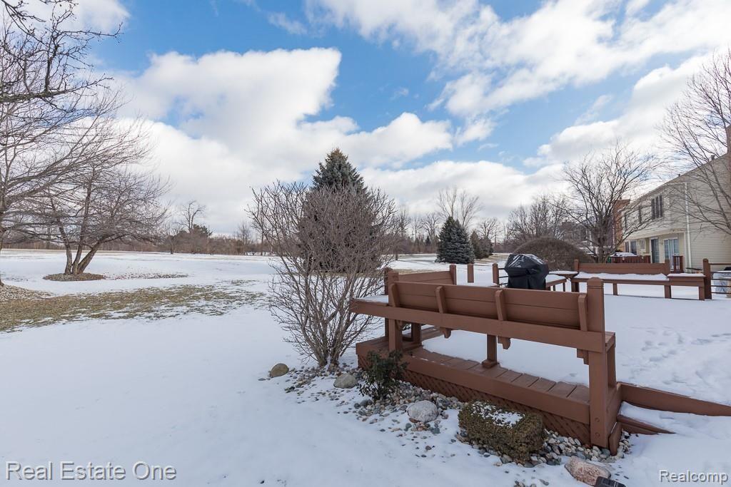 2392 Pleasant View Drive Rochester Hills, MI 48306 - Photo 30 of 39