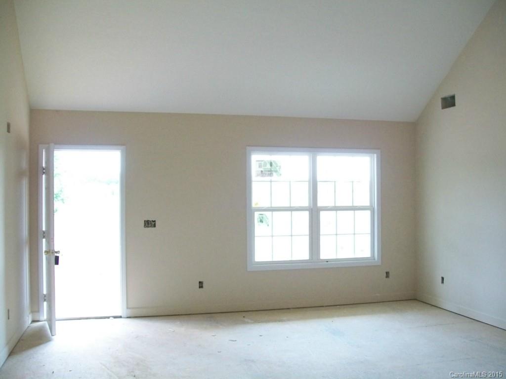 2586 South Bend Road Clover, SC 29710 - Photo 11 of 16 Gallery Image 11