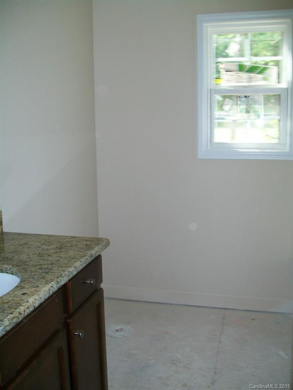 2586 South Bend Road Clover, SC 29710 - Photo 3 of 16 Gallery Image 3