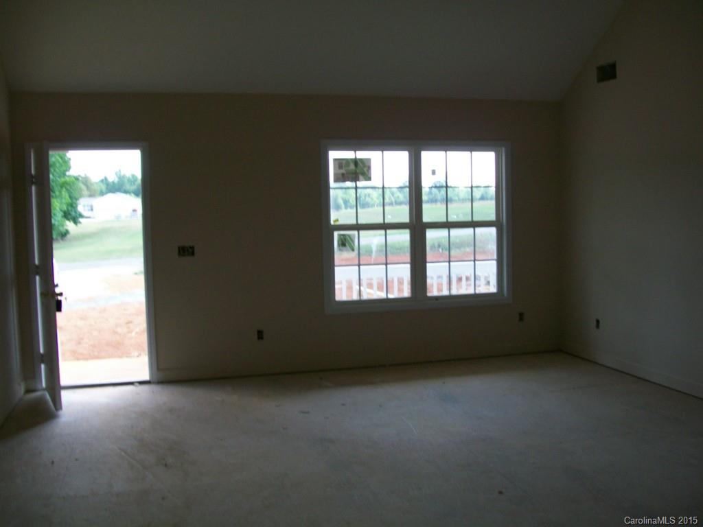 2586 South Bend Road Clover, SC 29710 - Photo 10 of 16 Gallery Image 10
