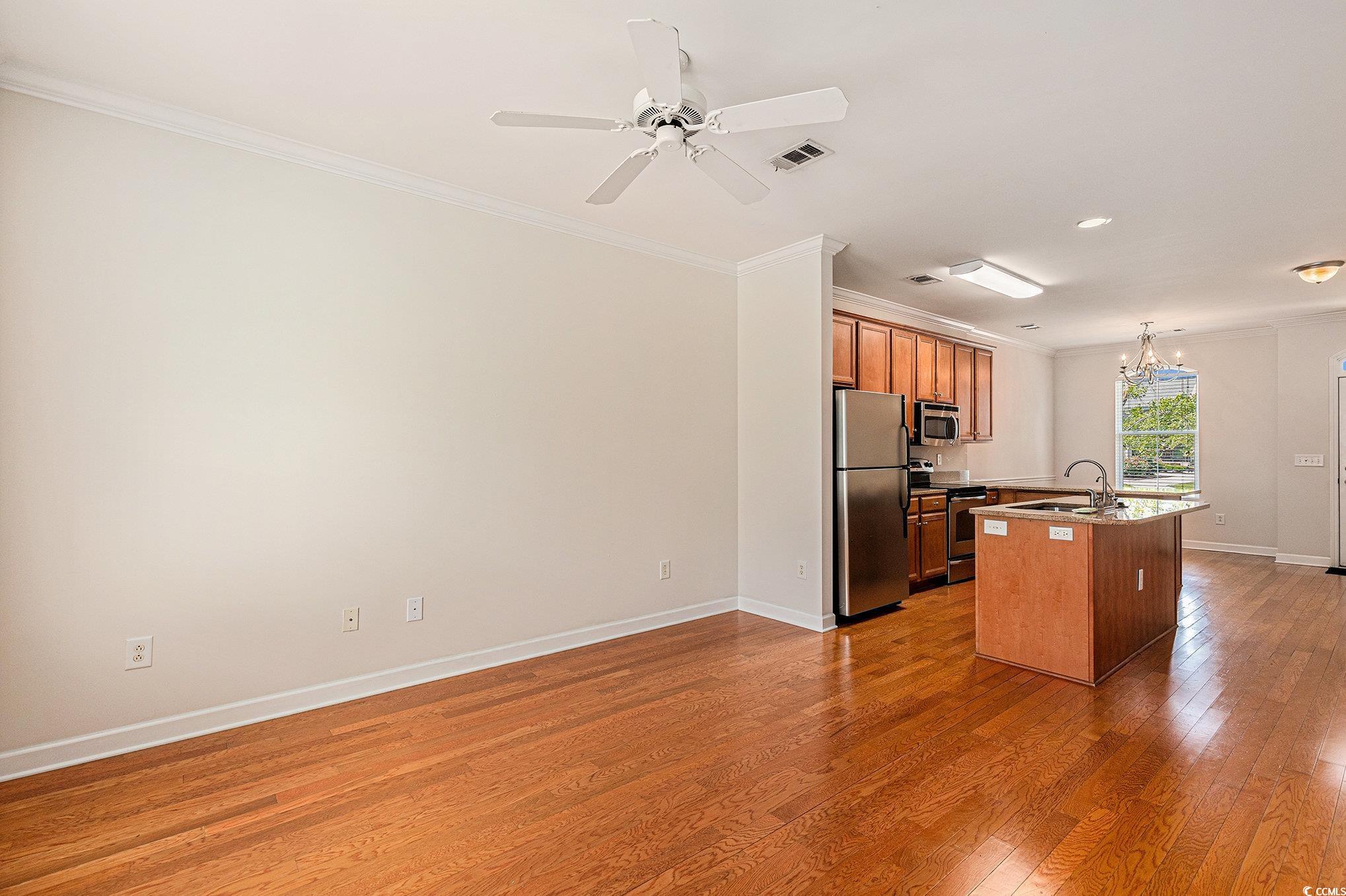 750 Howard Avenue, Unit E Myrtle Beach, SC 29577 - Photo 8 of 38