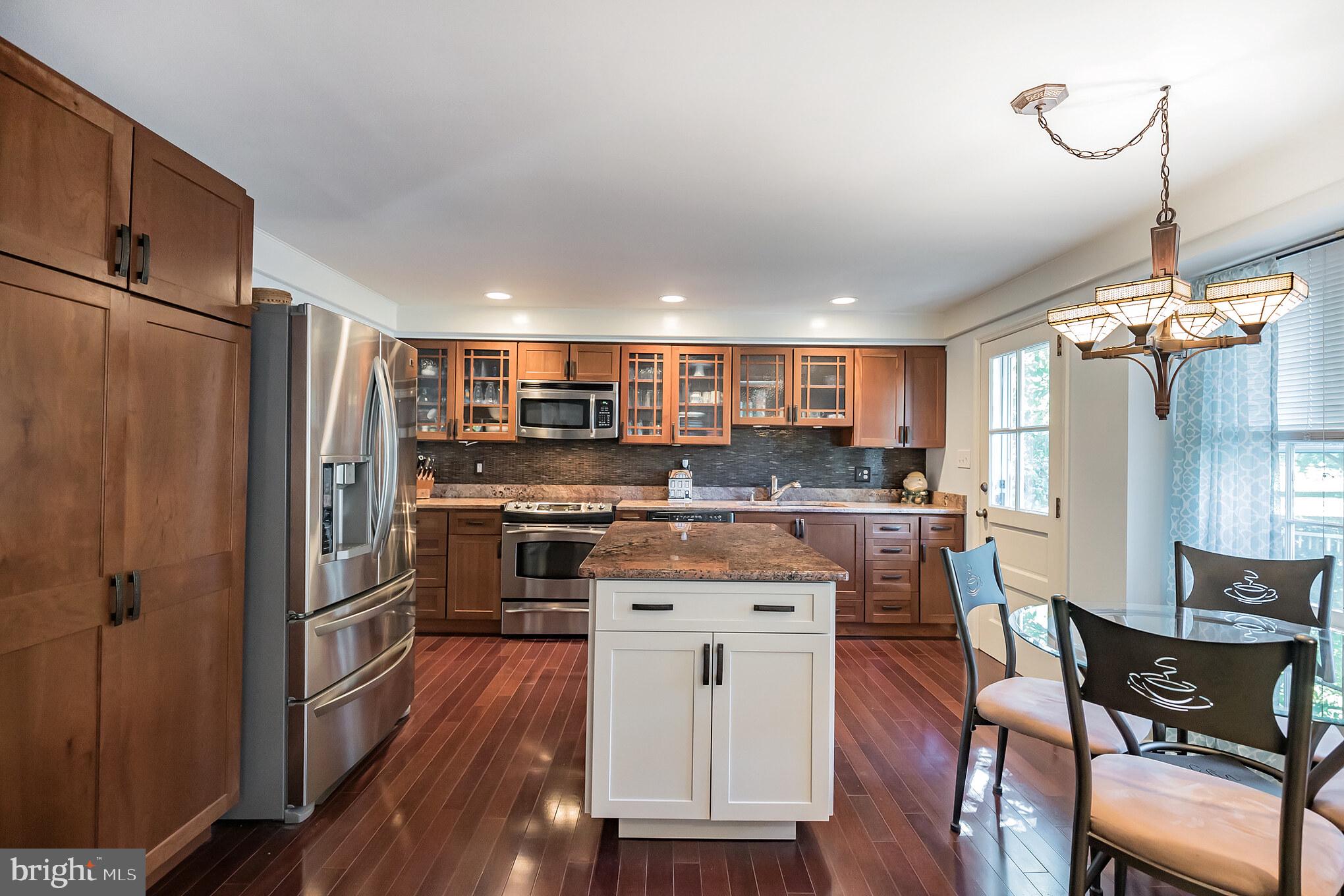 160 Pearl Croft Road Cherry Hill, NJ 08034 - Photo 12 of 33