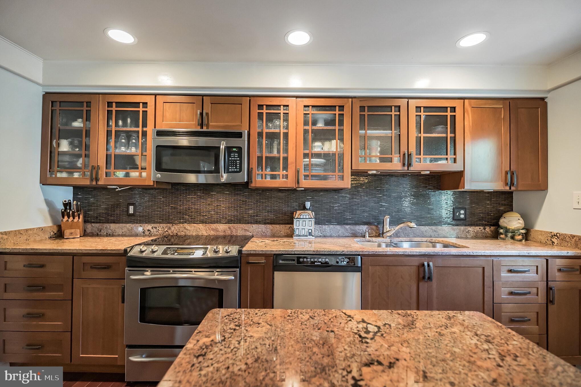 160 Pearl Croft Road Cherry Hill, NJ 08034 - Photo 13 of 33