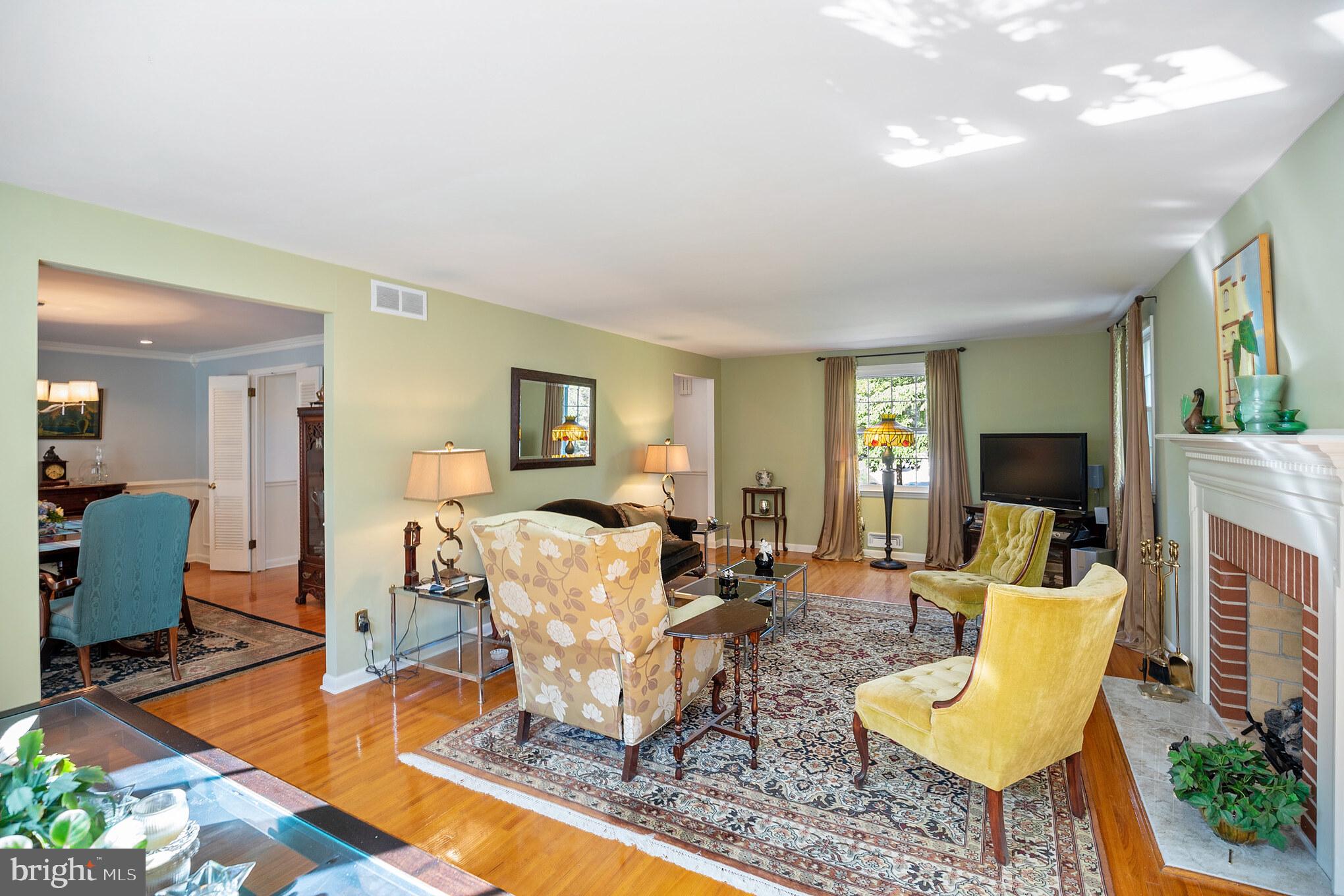 160 Pearl Croft Road Cherry Hill, NJ 08034 - Photo 7 of 33