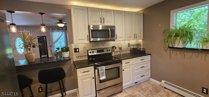 9 Harrison Road Riverdale, NJ 07457 - Photo 4 of 12