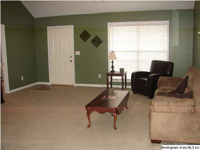178 Silverstone Lane Alabaster, AL 35007 - Photo 4 of 30