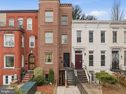 $875,000 | 1242 New Jersey Avenue Northwest, Unit 2, Washington, DC 20001