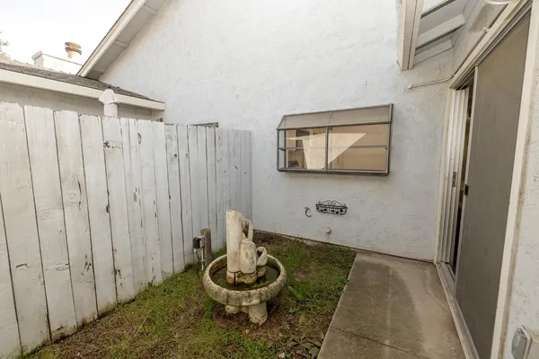 $420,000 | 1296 Spruce Lane, Unit 20, Manteca, CA 95336
