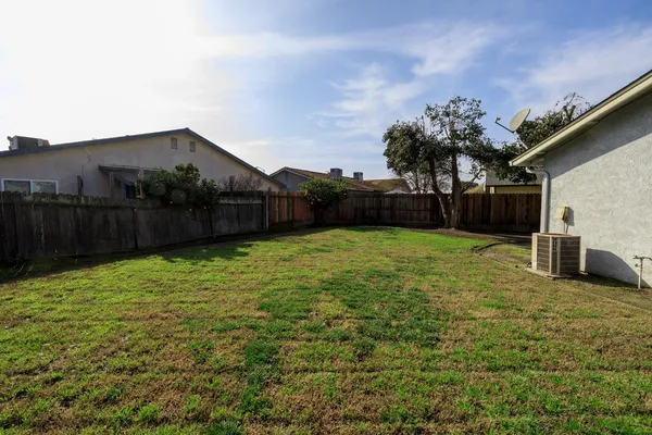 $420,000 | 1296 Spruce Lane, Unit 20, Manteca, CA 95336