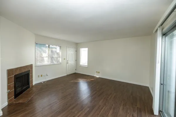 $420,000 | 1296 Spruce Lane, Unit 20, Manteca, CA 95336