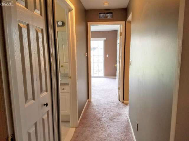 3547 Tremonte Circle Rochester, MI 48306 - Photo 6 of 14 21196903-5.JPG