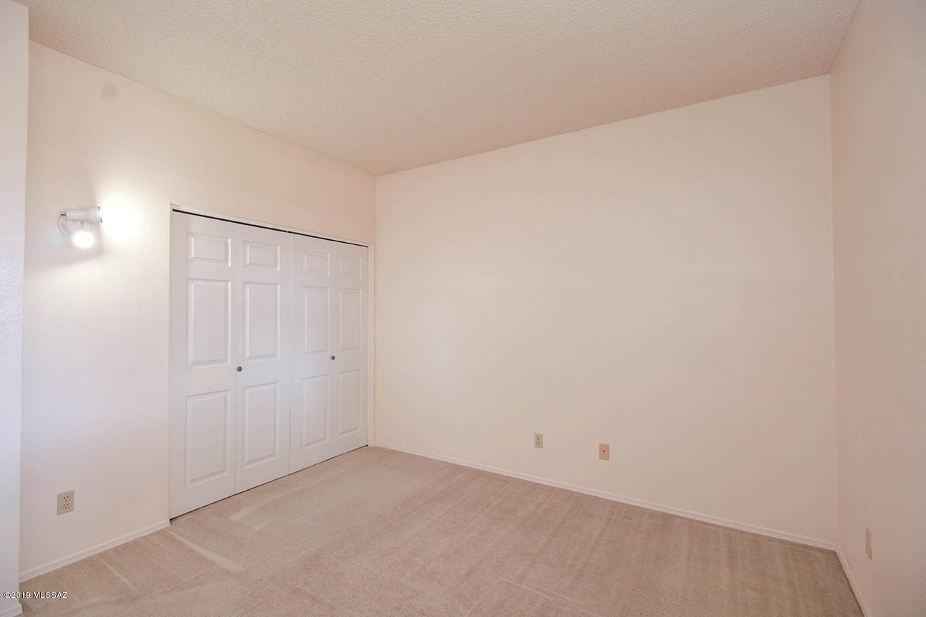 1200 East River Road, Unit K136 Tucson, AZ 85718 - Photo 16 of 28