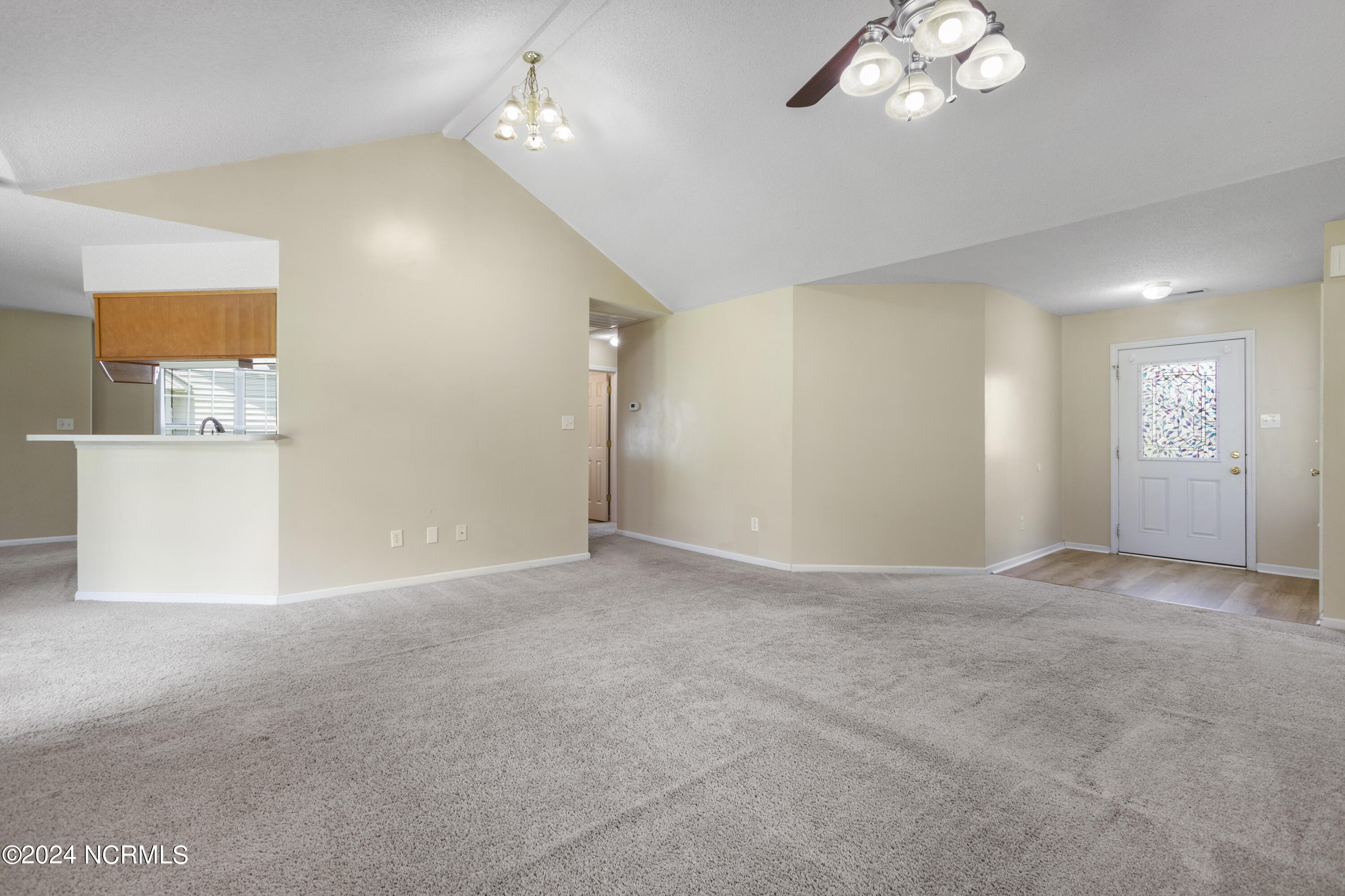 411 Southbridge Drive Jacksonville, NC 28546 - Photo 7 of 25 07