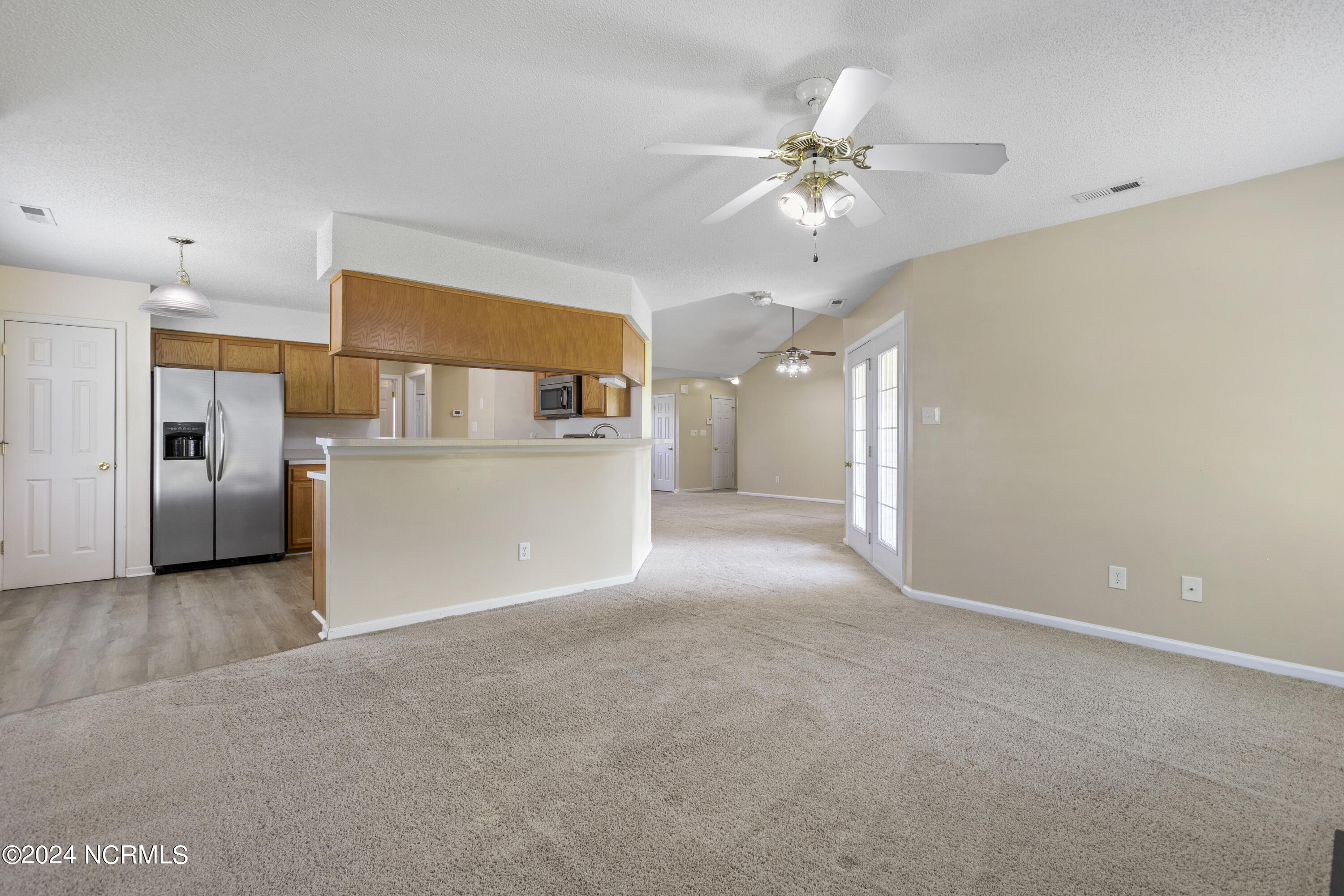 411 Southbridge Drive Jacksonville, NC 28546 - Photo 10 of 25 10