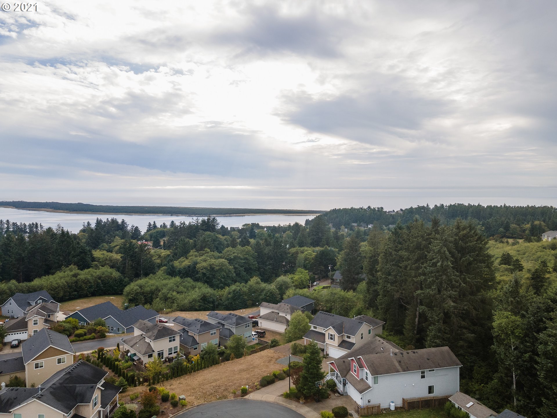 4540 Sequoia Loop Netarts, OR 97141 - Photo 5 of 32 Gallery Image 5