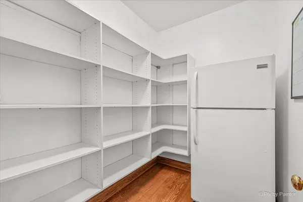 $1,300,000 | 28730 West Harvest Glen Circle, Cary, IL 60013