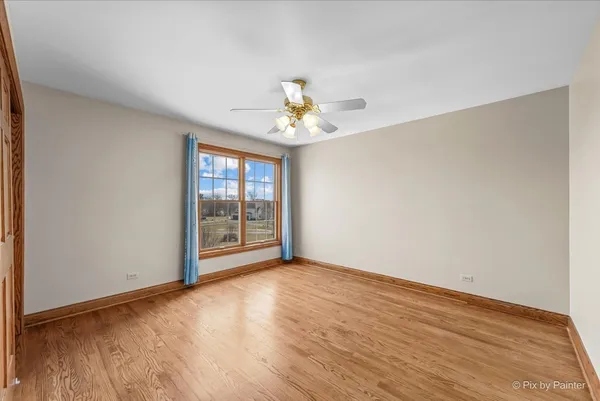 $1,300,000 | 28730 West Harvest Glen Circle, Cary, IL 60013