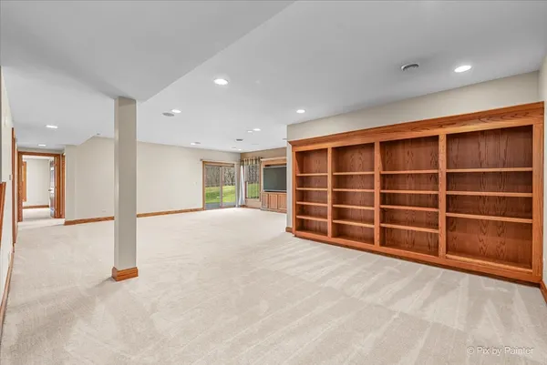 $1,300,000 | 28730 West Harvest Glen Circle, Cary, IL 60013