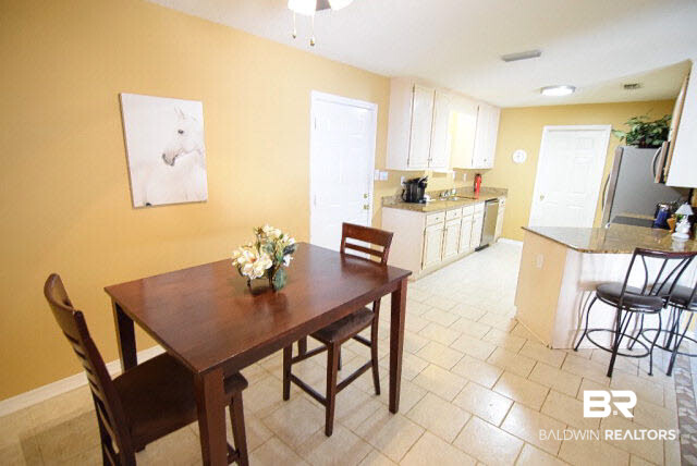 17250 Phillips Place Fairhope, AL 36532 - Photo 8 of 37 Open to Kitchen