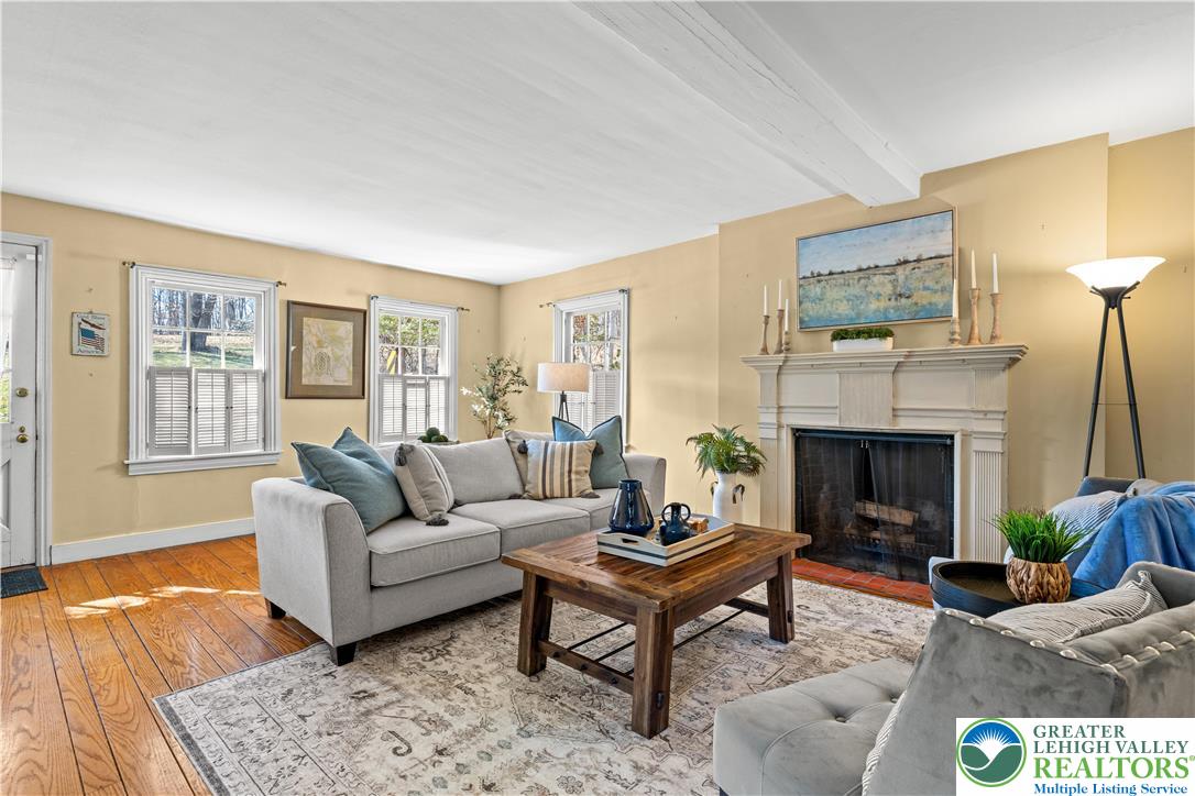 2016 Stonesthrow Road Bethlehem, PA 18015 - Photo 16 of 58