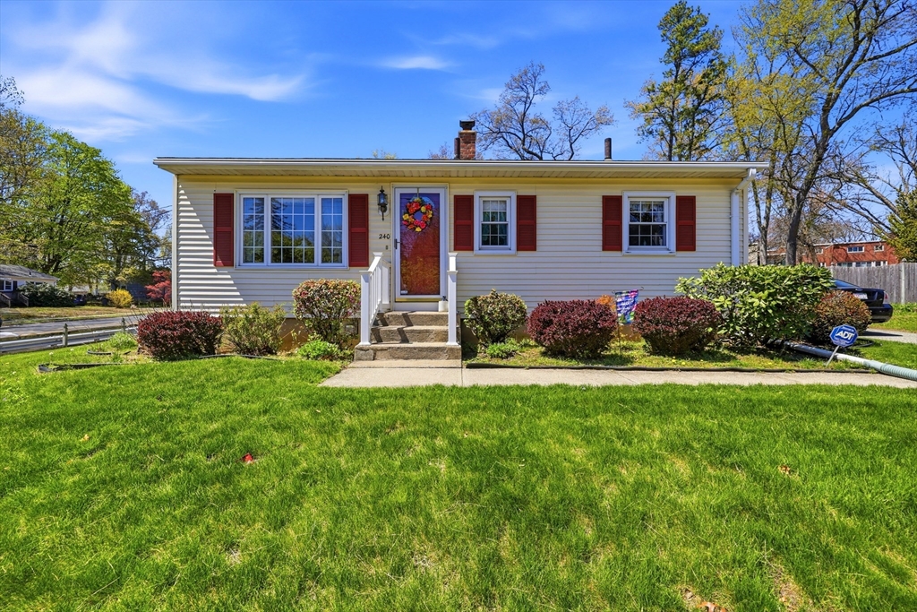 240 Pasco Road Springfield, MA 01151 - Photo 1 of 13 Gallery Image 1