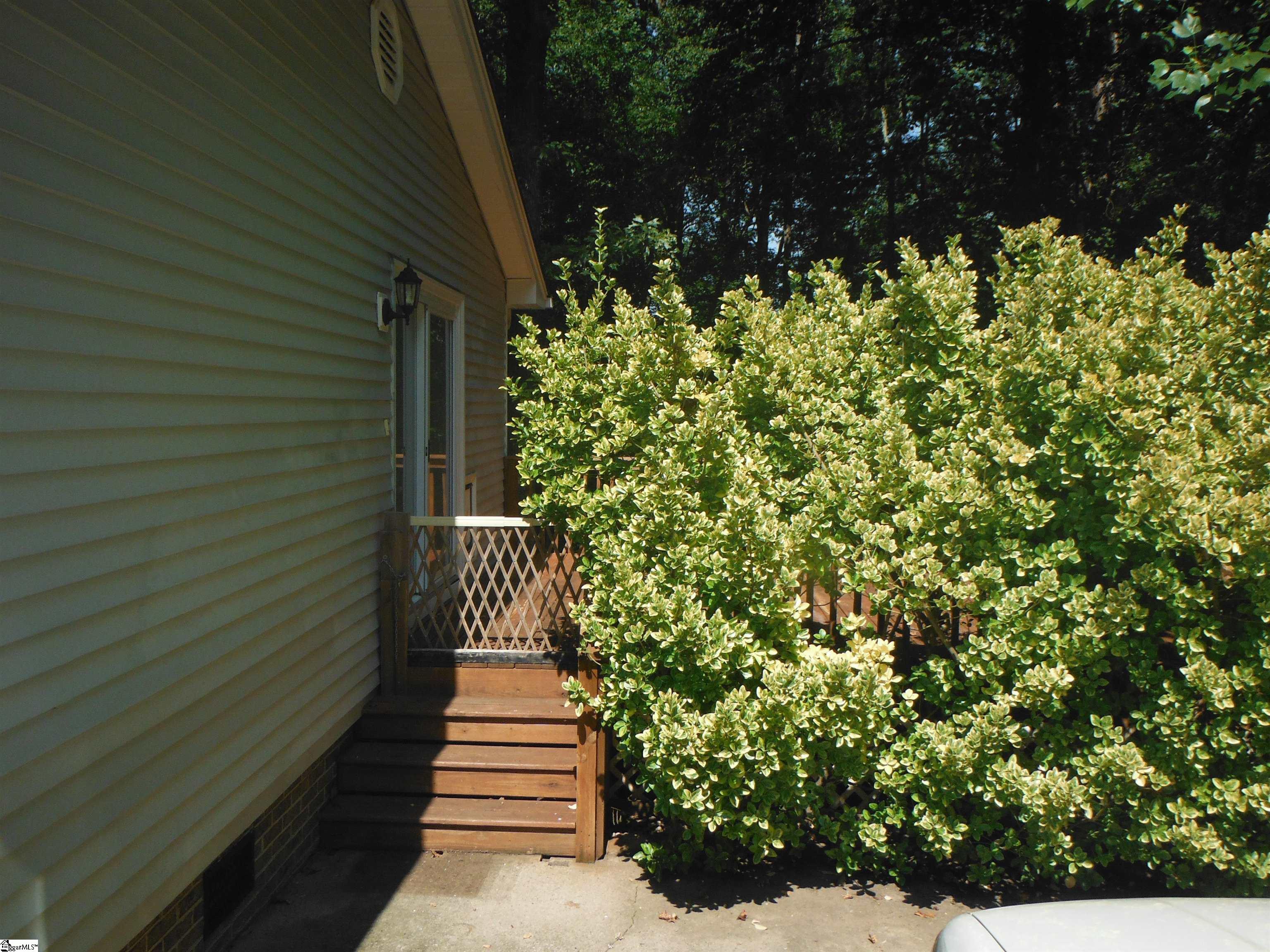 113 Blue Ridge Drive Fountain Inn, SC 29644 - Photo 7 of 33 Gallery Image 7