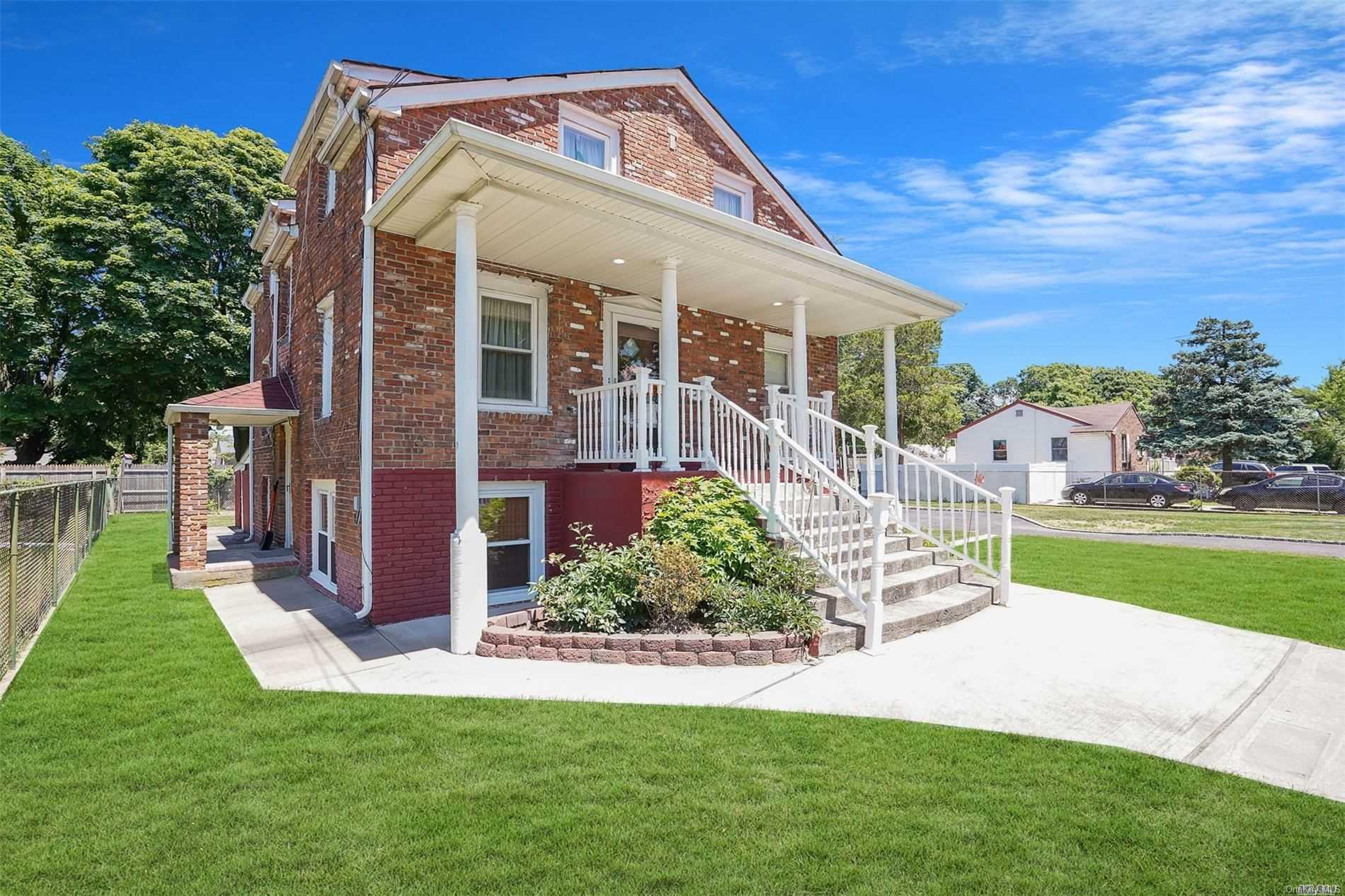 27 Kirk Road Bay Shore, NY 11706 - Photo 1 of 1 Gallery Image 1