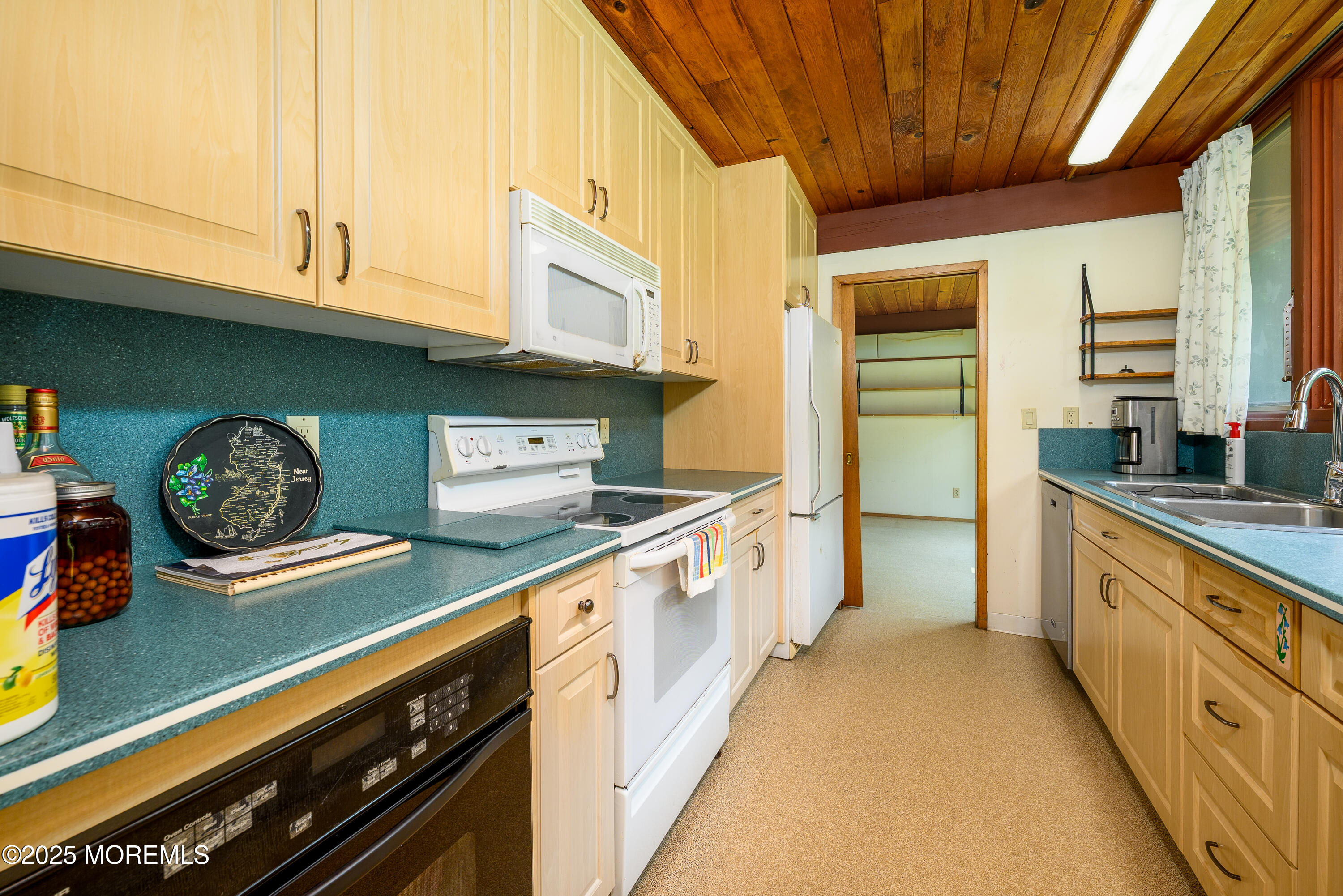 2051 Baileys Corner Road Wall, NJ 07719 - Photo 30 of 62 2051 Baileys Corner Rd-26