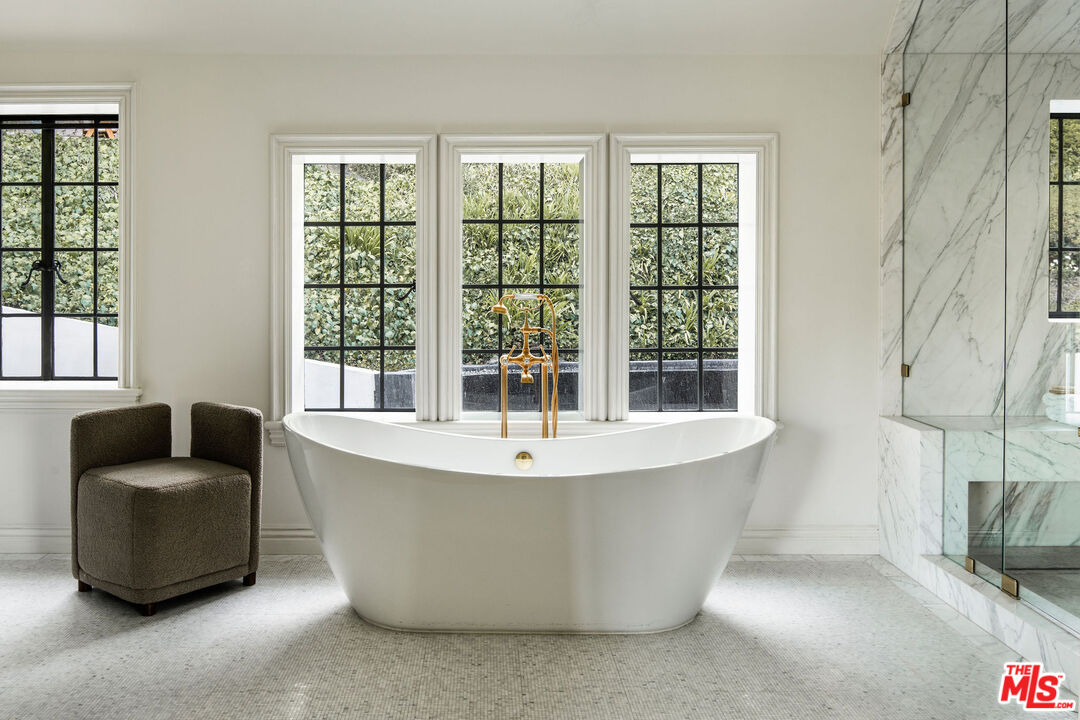 10950 Bellagio Road Los Angeles, CA 90077 - Photo 12 of 55