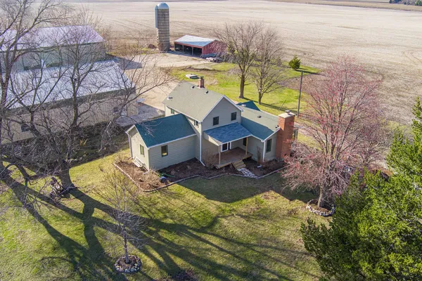 $715,000 | 17093 Somonauk Road, DeKalb, IL 60115