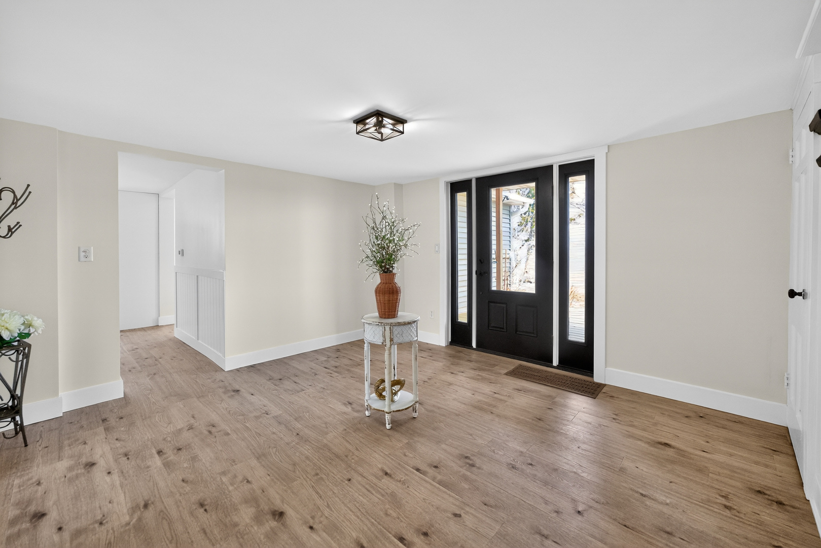 17093 Somonauk Road DeKalb, IL 60115 - Photo 9 of 47