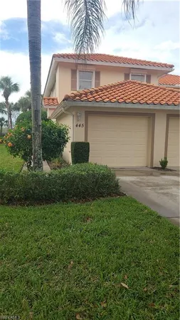 $4,000 | 445 Robin Hood Circle, Unit 201, Naples, FL 34104