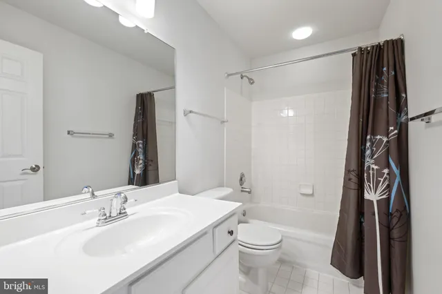 $689,900 | 449 Leaning Oak Street, Gaithersburg, MD 20878