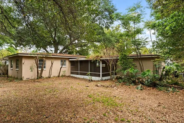 $369,000 | 361 Hickory Drive, Maitland, FL 32751