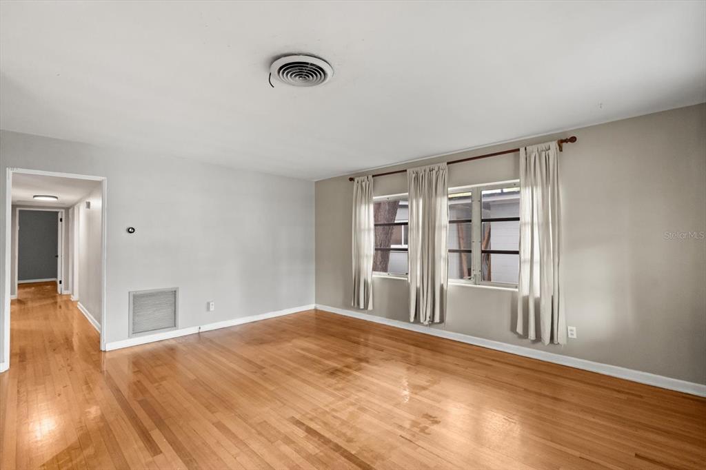 361 Hickory Drive Maitland, FL 32751 - Photo 4 of 18