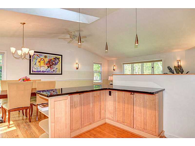 3 Simmons Road Barrington, RI 02806 - Photo 9 of 21 Kitchen.