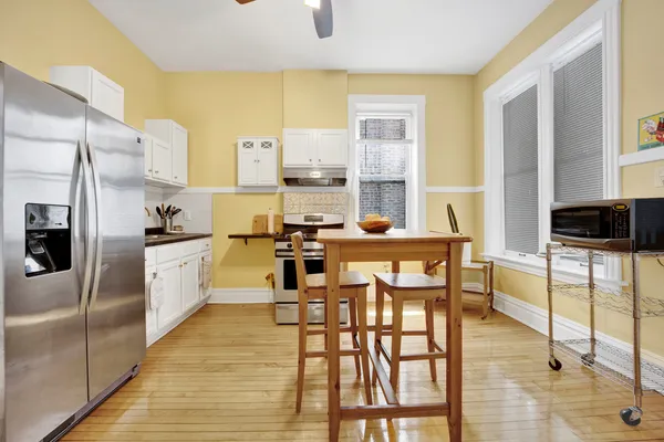 $1,800 | 1918 South Albany Avenue, Unit 1, Chicago, IL 60623